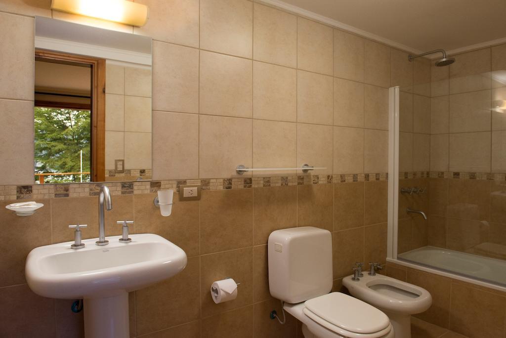 Hosteria La Camila Villa La Angostura Zimmer foto